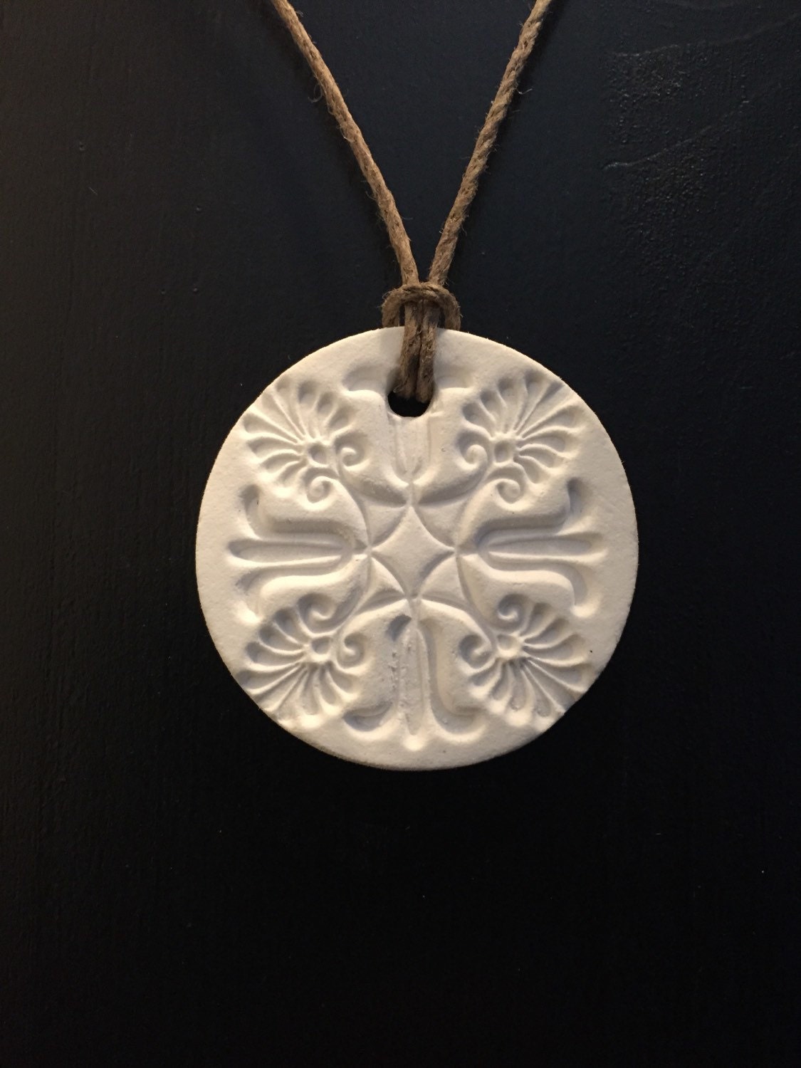 Diffuser Necklace. Clay. Aromatherapy. Essential Oils. Clay