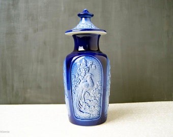 Vintage Lidded Sylvac Oriental Jar. Pattern 5397. Made in England