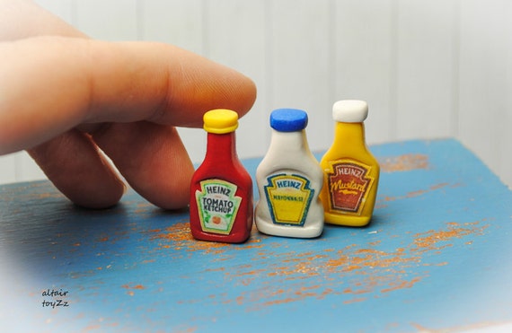 Miniature bottles of ketchup mustard mayonnaise 1/6 1/12