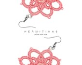 Pink flower tatted earrings, 8 petals flowers tatted lace earrings, light pink flower tatting earrings, light pink lace earrings, 