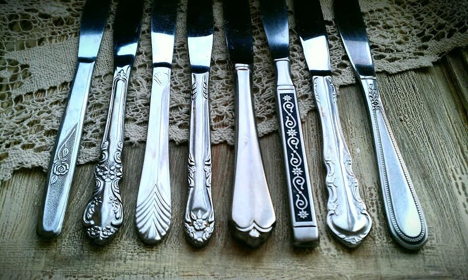 Vintage Mismatched Silverware, Set of 8 Knives Haute Juice
