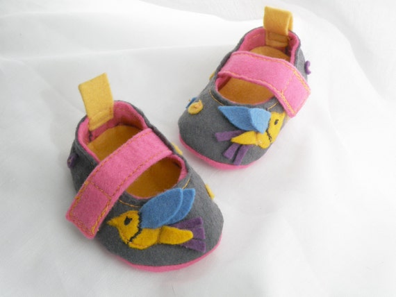 Baby Shoes Sample saleWool Felt BIRDS FLY Mary Janes6-9months