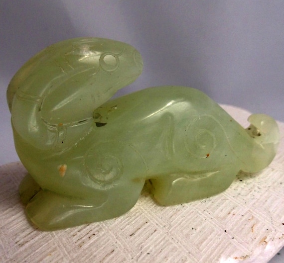 Chinese White Nephrite Jade Dino Ram Artifact Figure by tribalweb