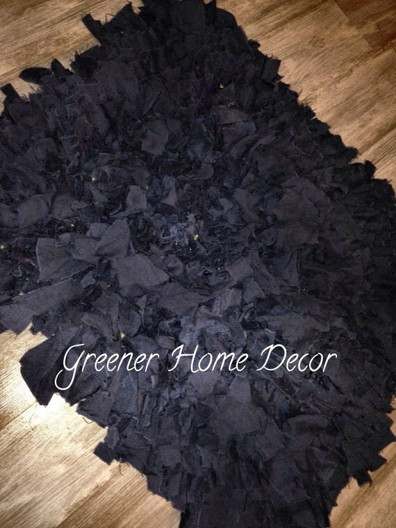 Navy Blue Shaggy Rag Rug // Shag Carpet // by GreenerHomeDecor