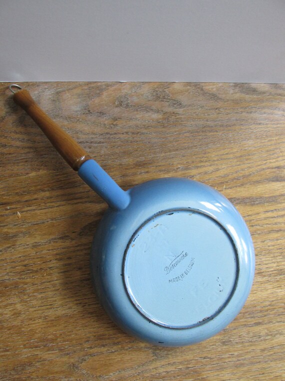 Vintage Descoware Belgium Cast Iron Skillet with Wood Handle