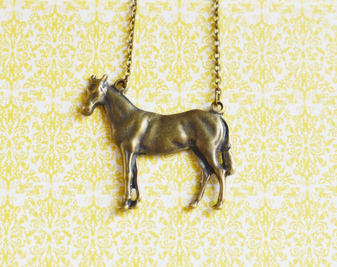 Grace Of The Horse // Necklace in brass metal // For Lovers of Nature and Animals // 2015 Best Gifts // Boho Chic // Retro, Vintage //
