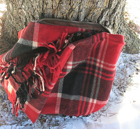 Vintage Faribo Pak A Robe Minnesota Wool Blanket by mybonvivant