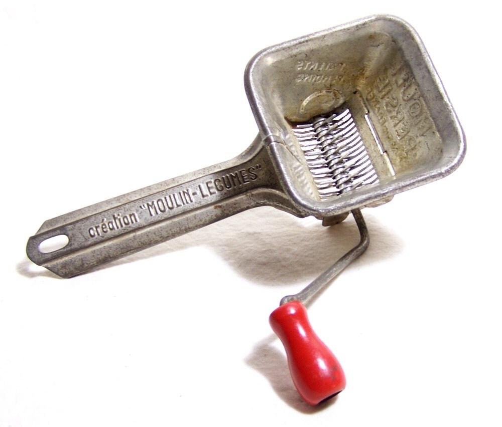 Vintage Herb Grinder Mouli Persil Grater Legume Grinder