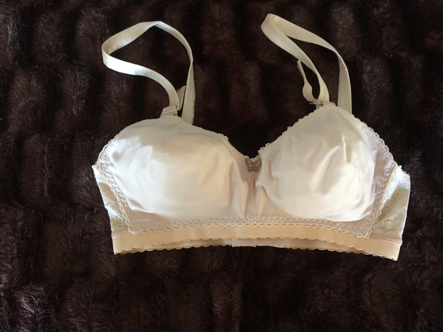 Vintage Bullet Bras – Dead Stock – Various Sizes 28DD – 34DD – 1950’s ...