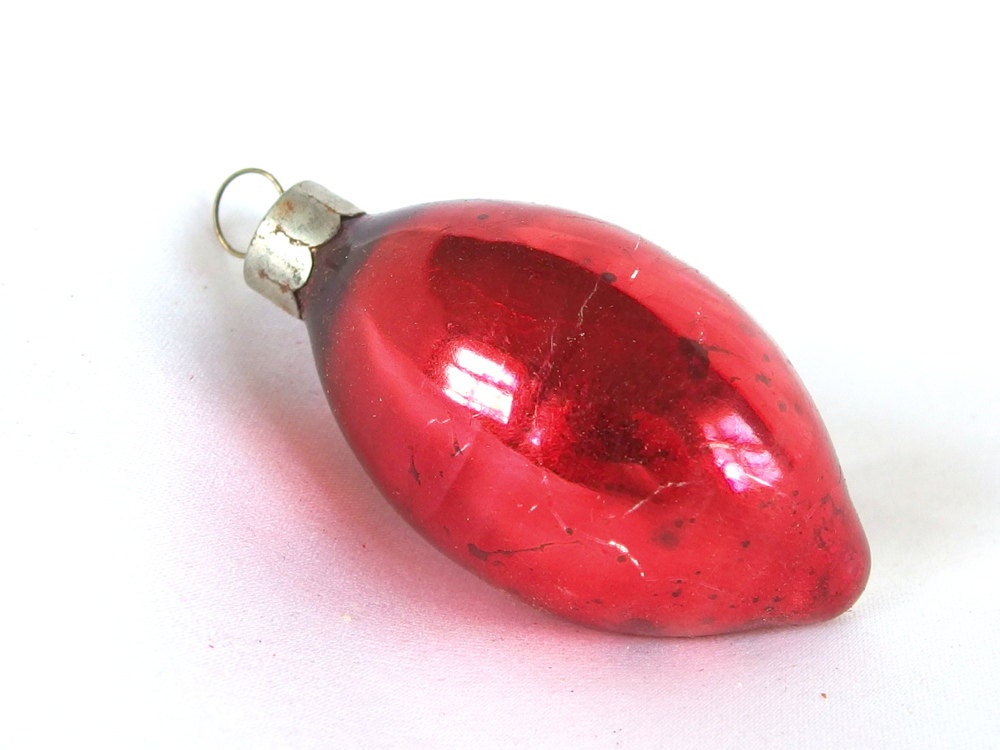 vintage christmas ornament red teardrop by bythewaysidexmas vintage christmas ornament red teardrop by bythewaysidexmas