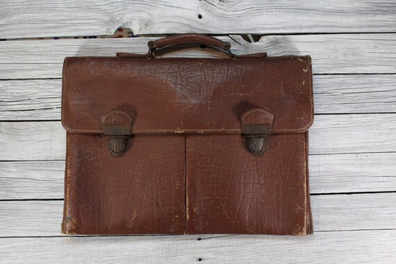 Cartable Vintage des années 1960 en cuir par TheVintageEurope