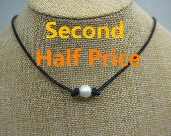 Leather Pearl Choker,High Luster pearl, Pearl Leather Necklace, White Freshwater pearl, Black Leather Pearl necklace,LIGHT BROWN,Le1-036