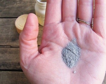 Mount St. Helens Ash // vintage 1980s curiosity