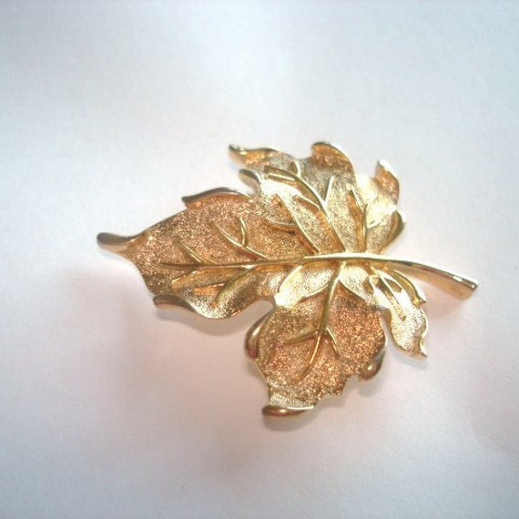 Signed Crown Trifari Jewelry Leaf Brooch Gold by sanibelsands