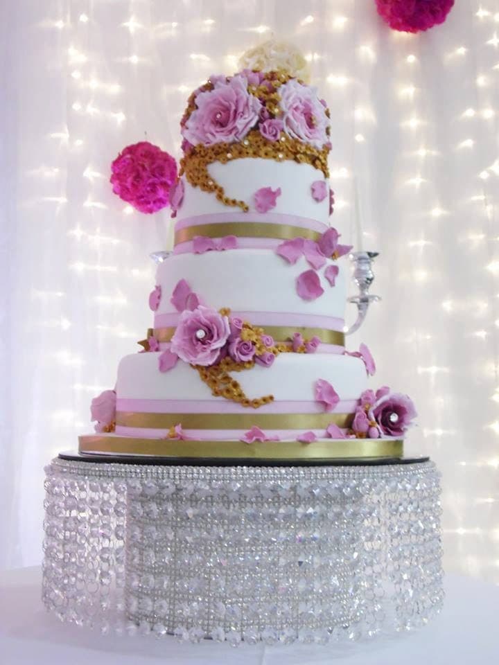 Crystal effect waterfall design wedding cake stand 7