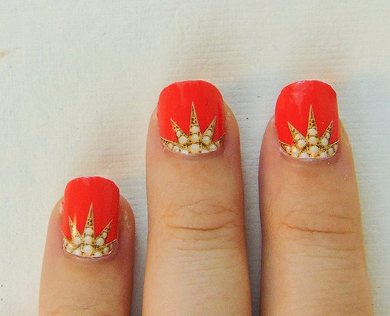 Red Crown Nail Stickers