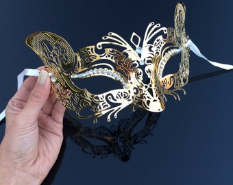 Masquerade Mask, Luxurious Cat Mask, Cat Woman Mask, Mardi Gras Mask, Mask, Gold Masquerade Mask, Masquerade Ball Mask, Mask w Rhinestones