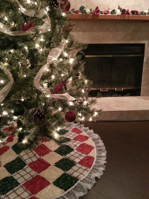 60 inch diameter red green white and gold christmas tree 60 inch diameter red green white and gold christmas tree