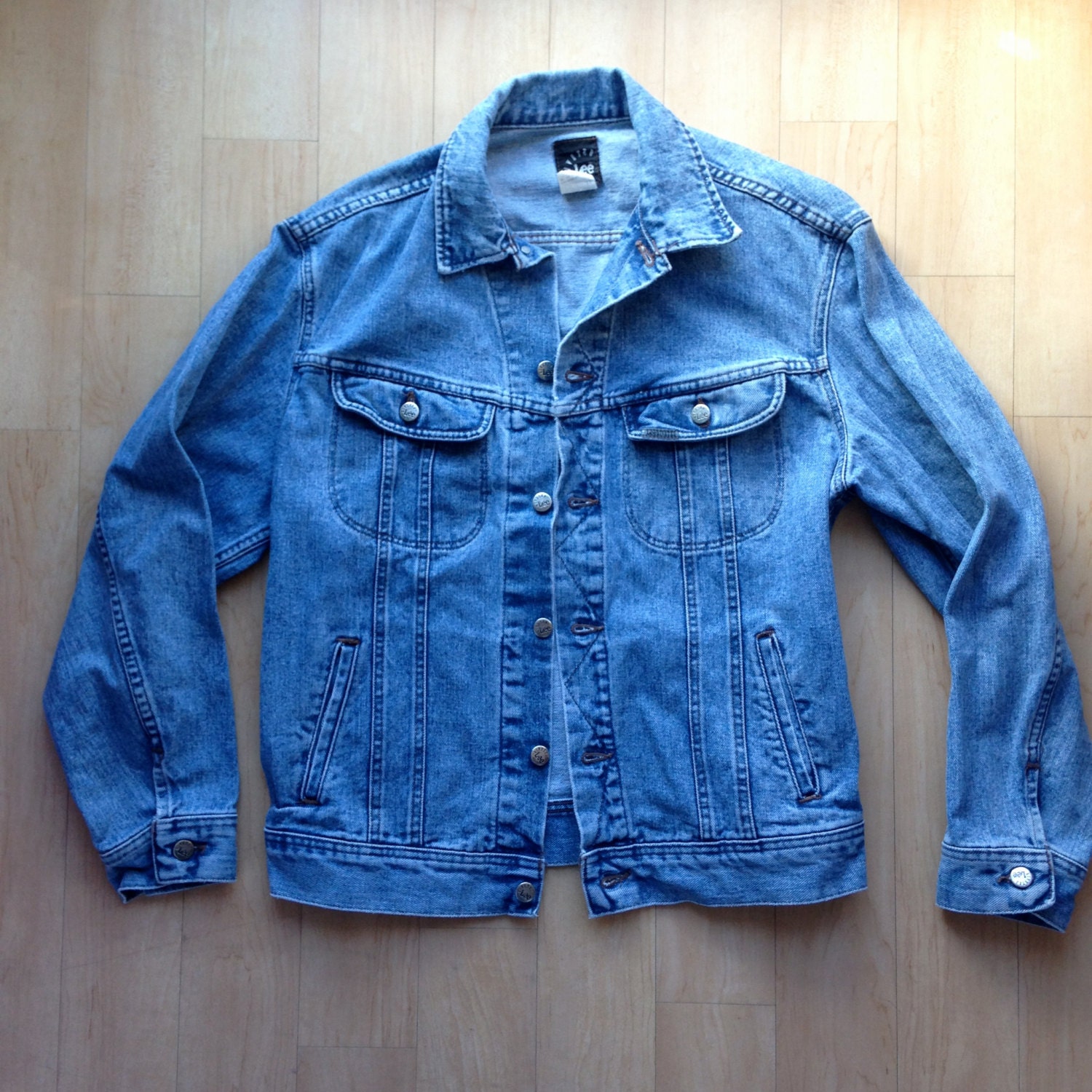 Lee Riveted Vintage Denim Jean Jacket / Size Medium