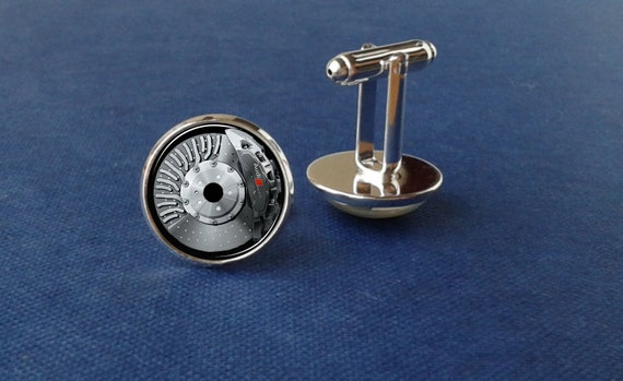 Break disc audi cufflinks, break discs cufflinks, silver break, automotive, car jewelry, men gift, photo cufflinks, minimalistic, modern steampunk buy now online