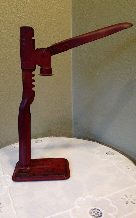 Wine bottle cork press soda bottle cap press 105