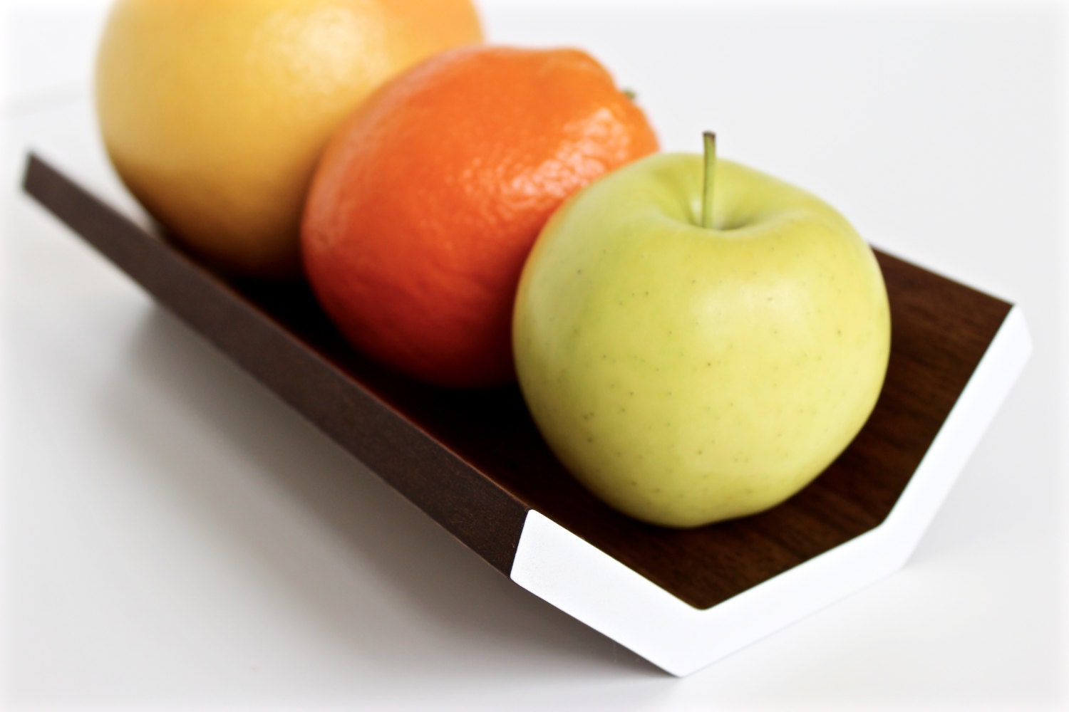 Decorative Modern Bowl Fruit Bowl Organizer by thewoodybeckers