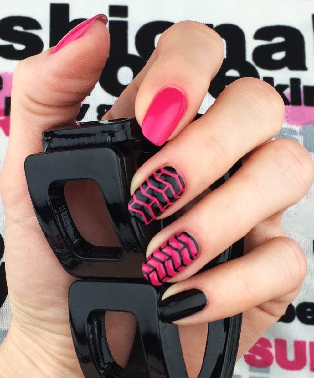 Curve Bricks Nail Art Stencils incredible nail art vinyls by