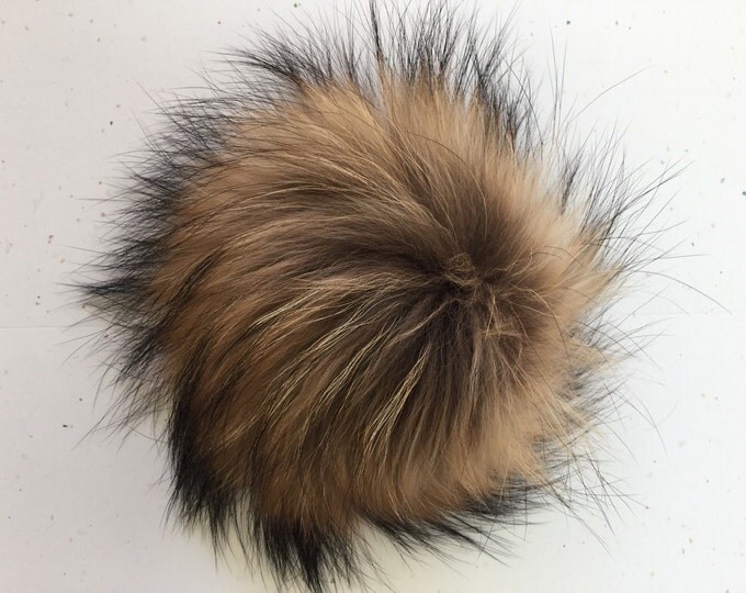 Raccoon Fur Pom Pom Ball JUMBO SIZE 17-18 cm NATURAL no dye