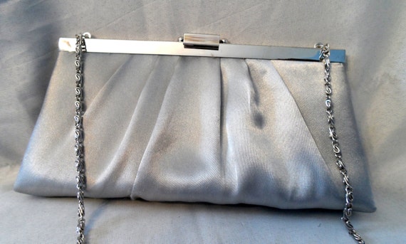 Jessica Mcclintock Evening Formal Clutch Purse Silver