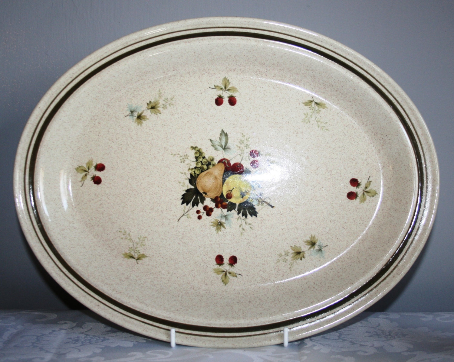 Royal Doulton/Lambethware Oval Serving Plate Cornwall Haute Juice