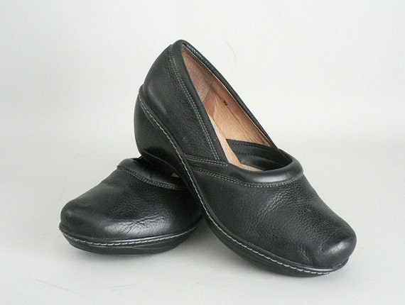 Womens Black Wedge Heel Walking Shoes Size 9 Wide