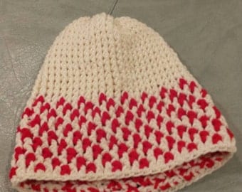 White and red "candy cane" crochet slouchy beanie