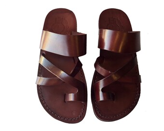 Brown CAESAR Leather Sandals Flip Flop Flats for Men  Women