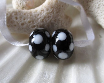 Elizabeth Creations BLACK n WHITE artisan lampwork matching handmade glass beads Sra