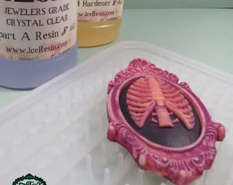 Silicone RESIN DOMING MAT, Dome and glaze your resin jewelry pieces easier with the doming tray without laying in a pool of resin drips