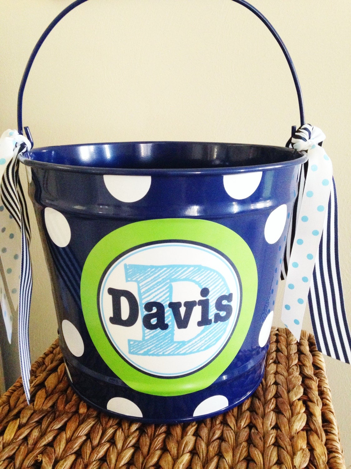 custom personalized 10 QUART name bucket with stacked name and
