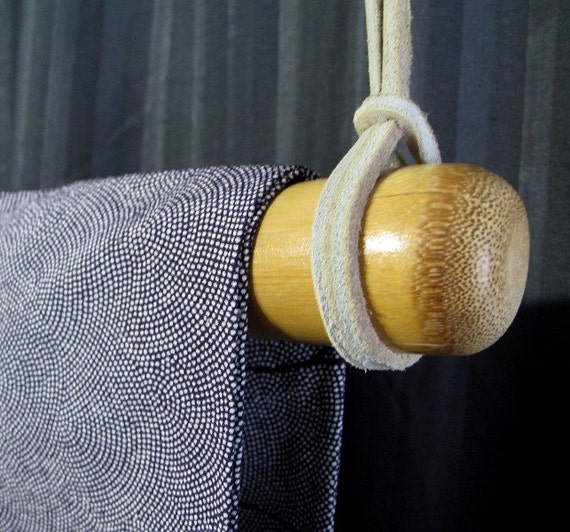 Natural Bamboo Display Rod Hanger For Japanese by kyotokimono