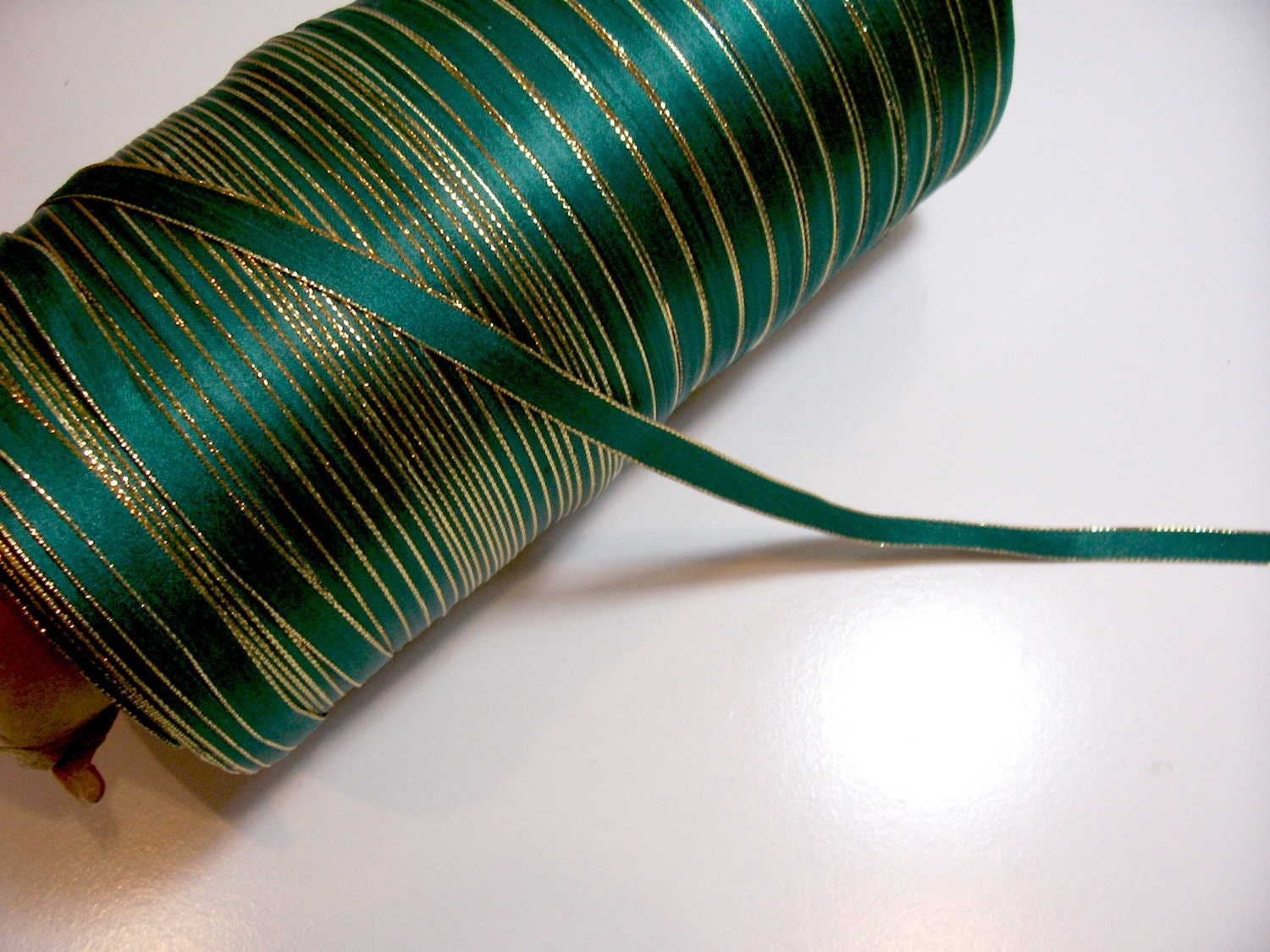 Green Ribbon Green with Metallic Gold Edge Satin Ribbon 3/8