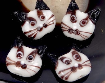 Lampwork Handmade Glass White Cat Head Beads (4) SALE! (L1167)