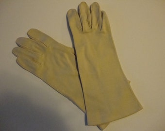vintage tan mid-length gloves