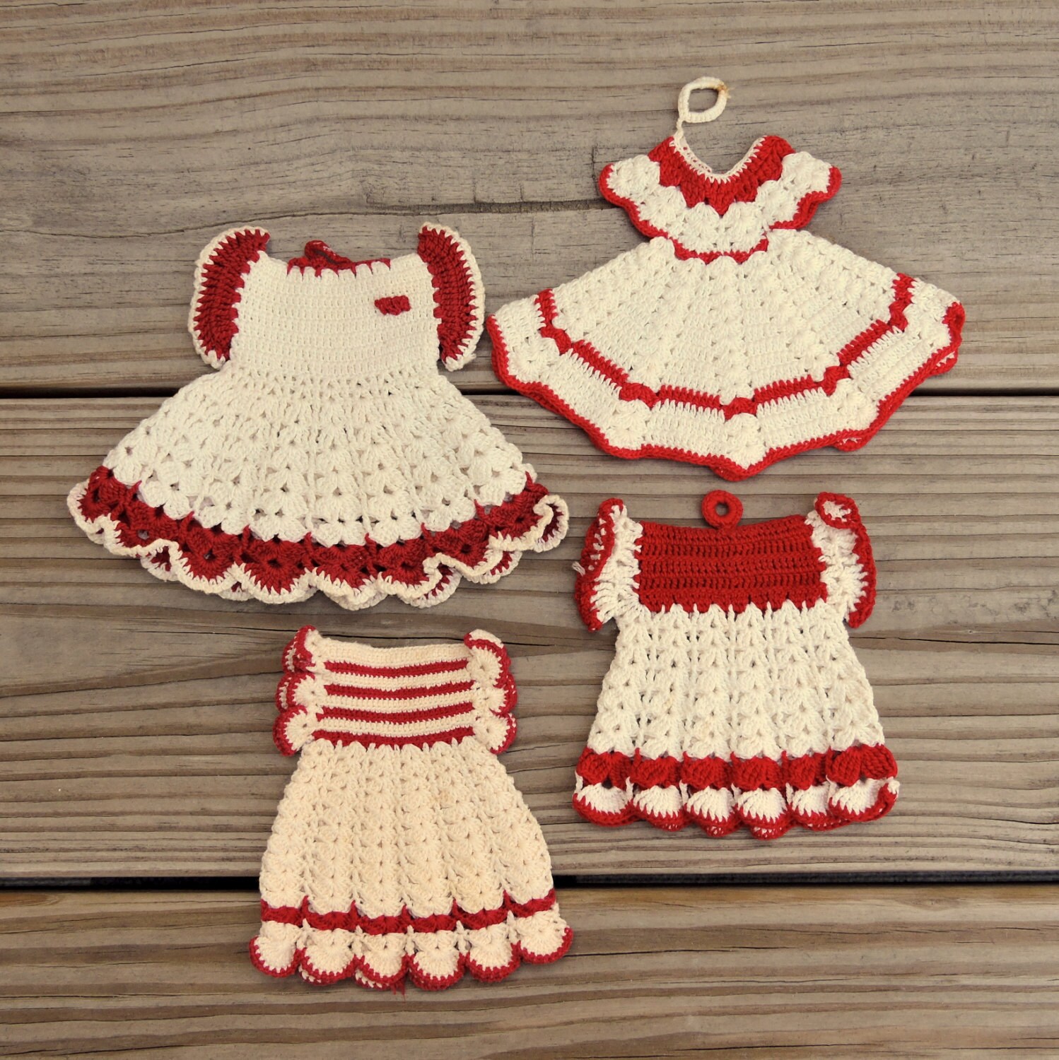 Red Dress Vintage Crochet Pot Holders / Crochet Dresses Pot