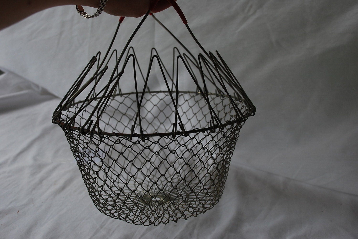 Vintage Collapsible Folding Mesh Wire Folding Egg Basket with