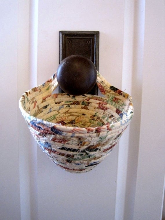 Hanging Hook Storage Basket Key Holder Door Knob by WaveSong