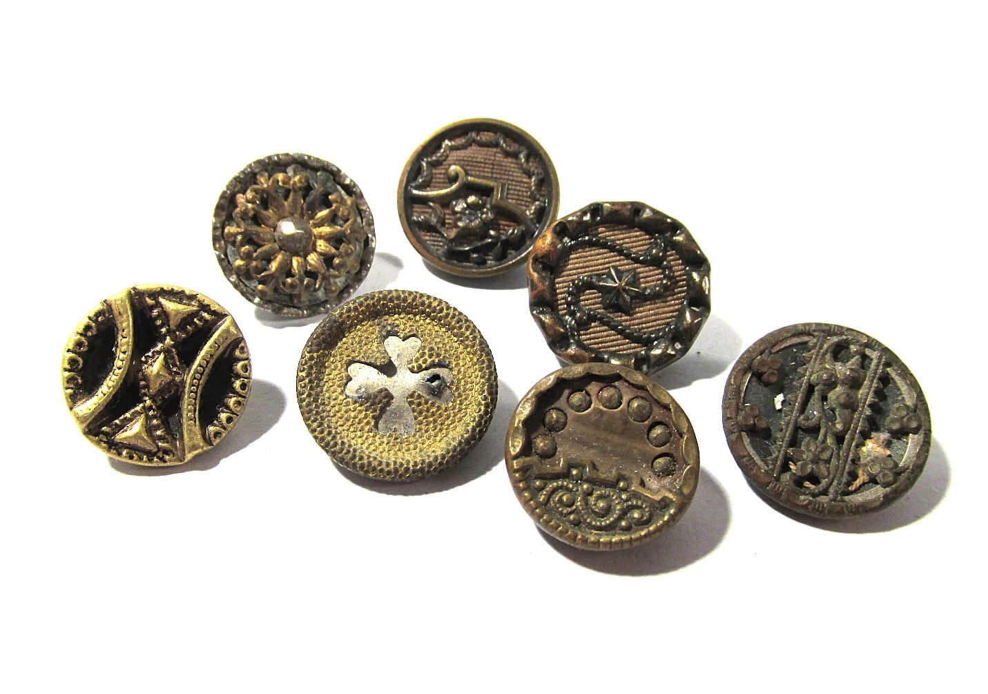 Victorian Picture Buttons ANTIQUE Buttons Seven 7 by punksrus