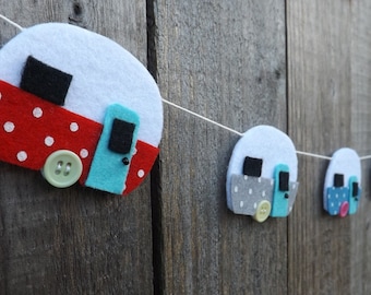 Caravan Garland, Felt Garland, Caravan Bunting, Caravan Decor, Retro Caravan, Felt Caravan, Home Decor, Garland, Kitsch, Red and Grey,
