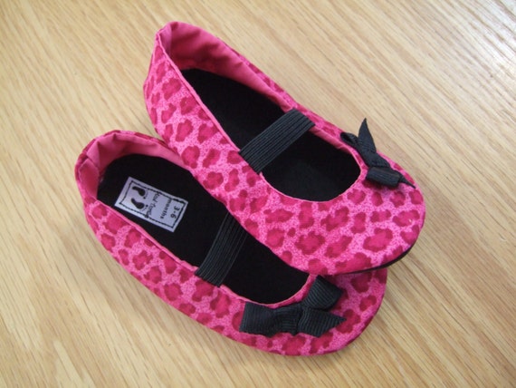 pink leopard print mary janes with bows for baby girls size 3-6 months
