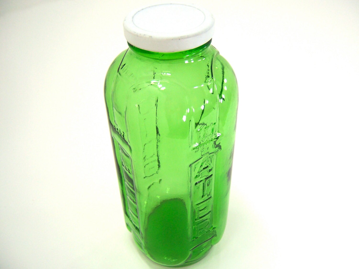 Vintage green glass 40 oz. water juice bottle by FreshRetroGallery