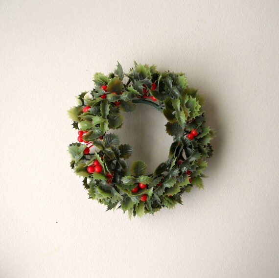 vintage candle wreath plastic retro holly candle pillar vintage candle wreath plastic retro holly candle pillar