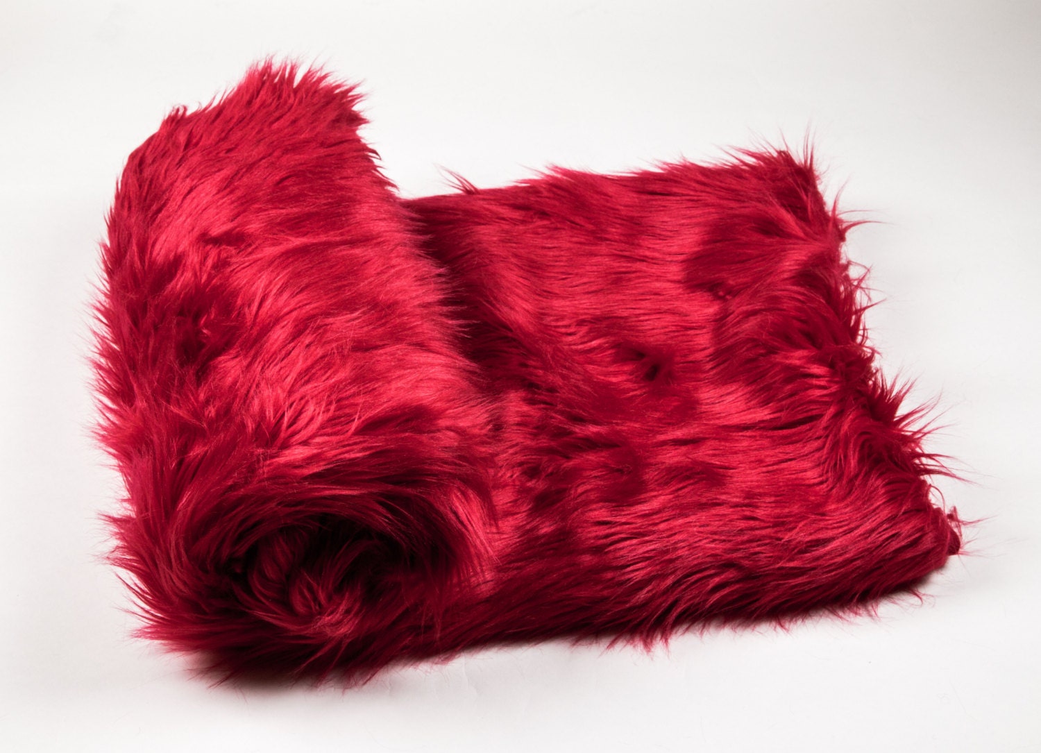 108 x 60 Red faux fur Shaggy Throw Blanket / Bed