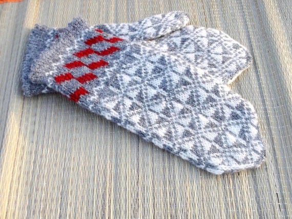 Mittens hand knitted latvian mittens knitting nordic mitts